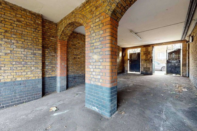 61 King George Street, London SE10 8QB 21