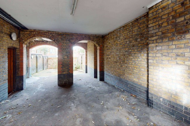 61 King George Street, London SE10 8QB 21