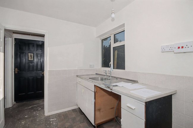 3 Meridian Road, Boston, Lincolnshire, PE21 0NB 6