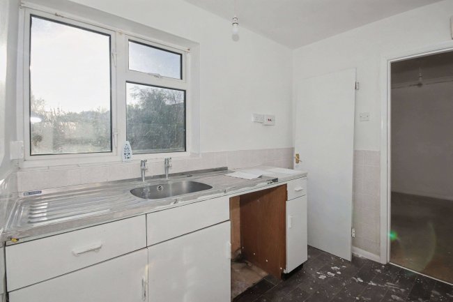 3 Meridian Road, Boston, Lincolnshire, PE21 0NB 6