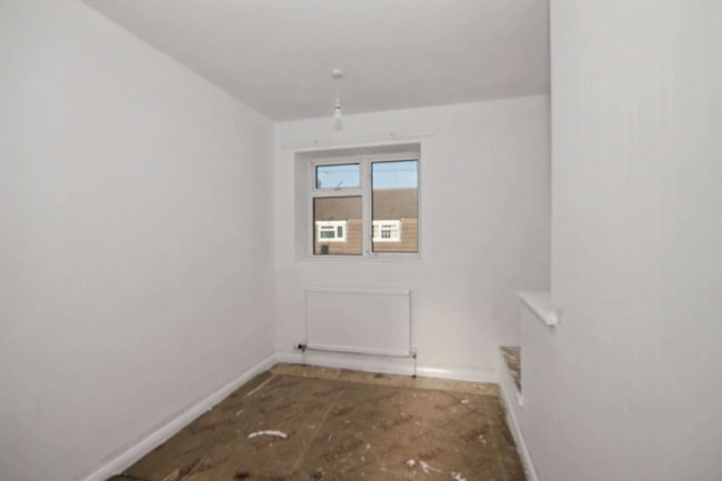 3 Meridian Road, Boston, Lincolnshire, PE21 0NB 6