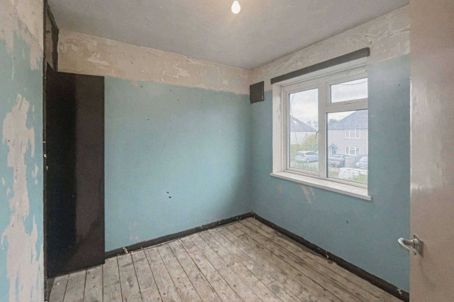 52 Kingscroft Road, Banstead, Surrey, SM7 3LY 49