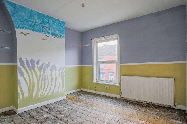 36 St. Ives Grove, Liverpool, L13 3AL 27