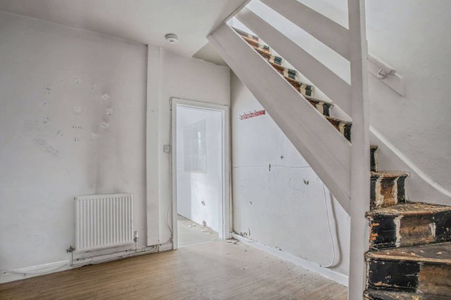 36 St. Ives Grove, Liverpool, L13 3AL 27