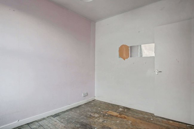 36 St. Ives Grove, Liverpool, L13 3AL 27