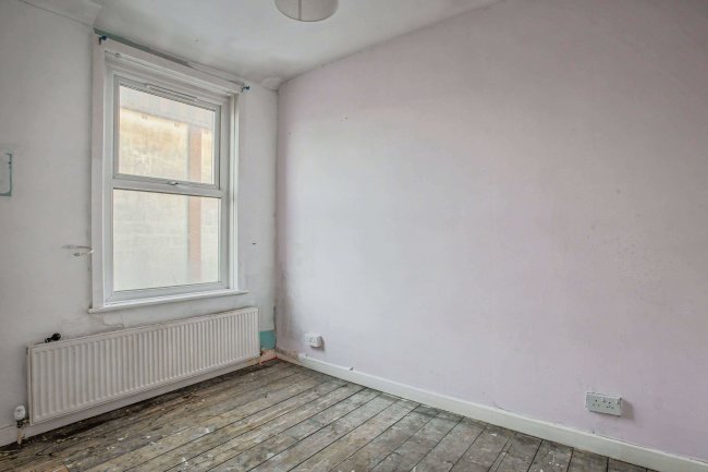 36 St. Ives Grove, Liverpool, L13 3AL 27