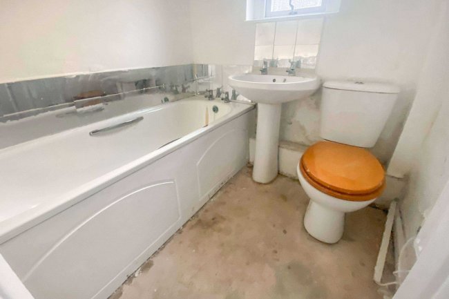 29 Duke Street, Carlisle, Cumbria, CA2 5UL 74