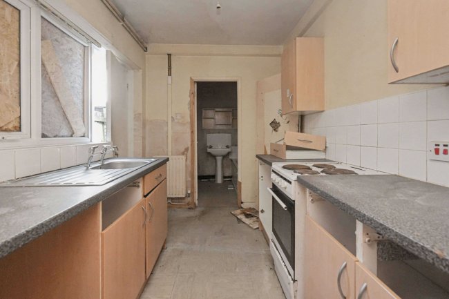 29 Banner Street, Liverpool, L15 0HG 3