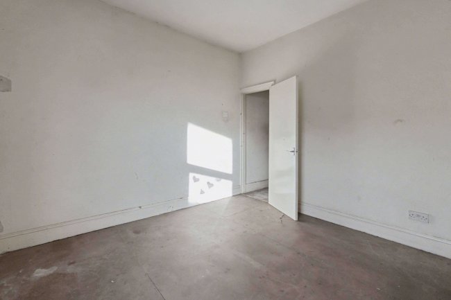 29 Banner Street, Liverpool, L15 0HG 3