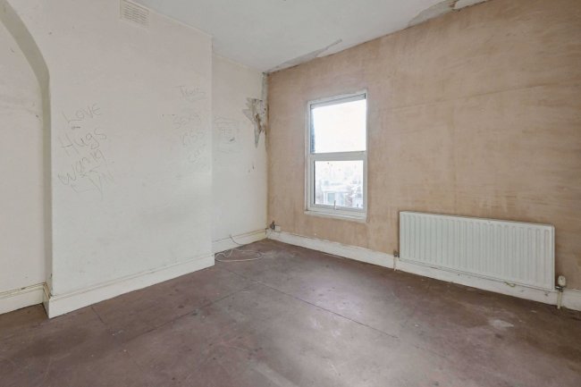 29 Banner Street, Liverpool, L15 0HG 3