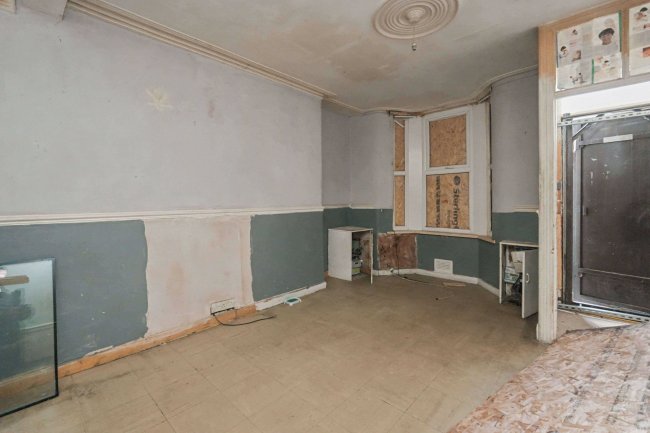 29 Banner Street, Liverpool, L15 0HG 3