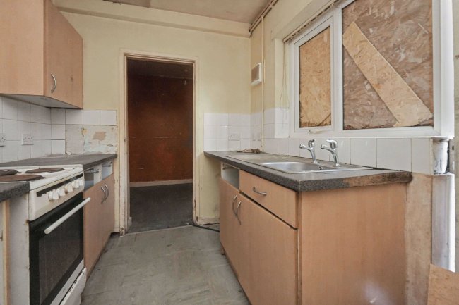 29 Banner Street, Liverpool, L15 0HG 3