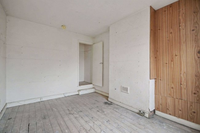 135 Tudor Road, Leicester LE3 5JG 59