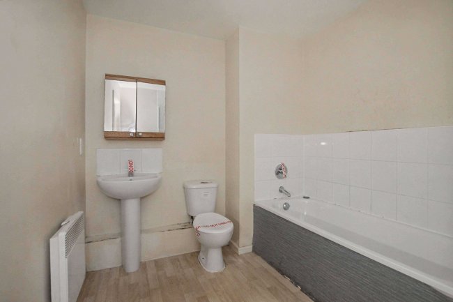 Apartment 20, Lancashire Court, Federation Road, Stoke-on-Trent, ST6 4HX 8