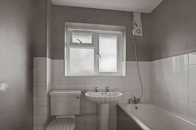 2 The Willows, Beaconsfield Road, Littlehampton, West Sussex, BN17 6LL 100