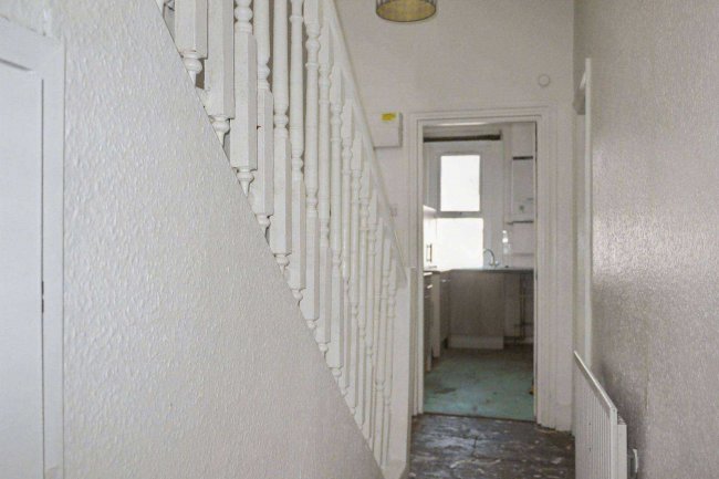 10B Melody Road,  Wandsworth, London, SW18 2QF 70