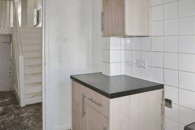 10B Melody Road,  Wandsworth, London, SW18 2QF 70