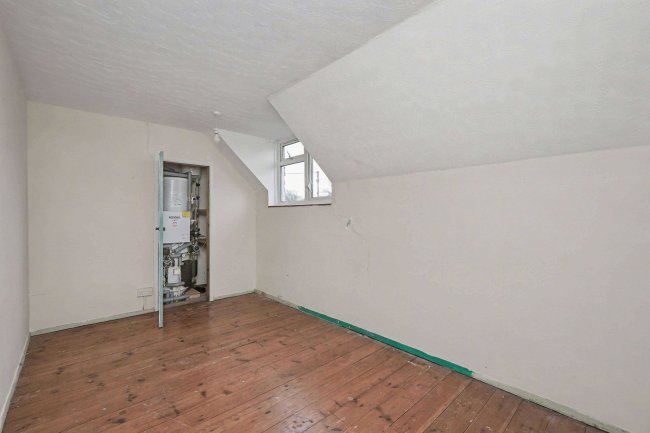 16 Elmsmead, Iden, East Sussex, TN31 7PU 10