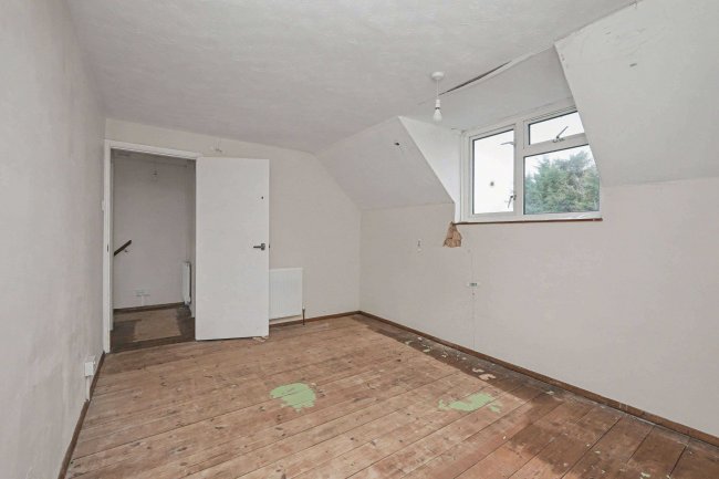 16 Elmsmead, Iden, East Sussex, TN31 7PU 10