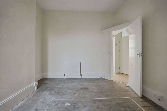 Flat A, 72 Earlsfield Road, Wandsworth, London, SW18 3DN 78