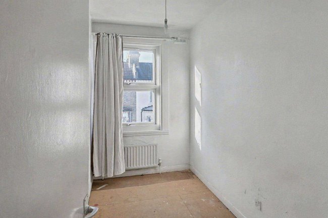 Flat 3, 59 Strathblaine Road, Battersea, London, SW11 1RG 10