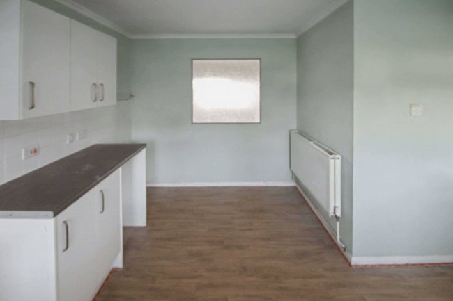 19 Parkwood, Iden, East Sussex, TN31 7XE 9