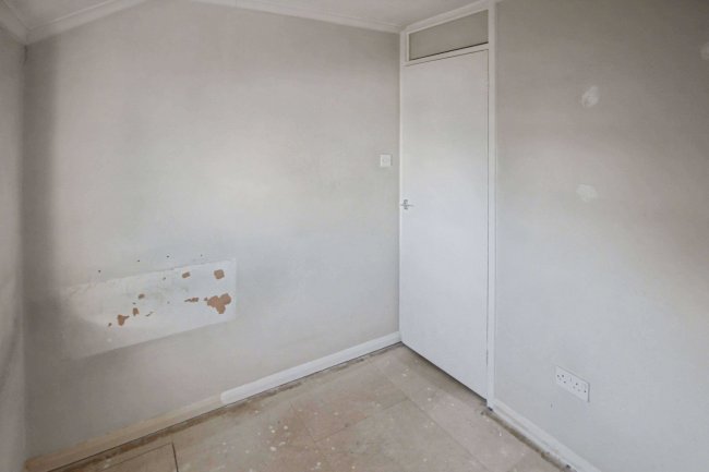 19 Parkwood, Iden, East Sussex, TN31 7XE 9