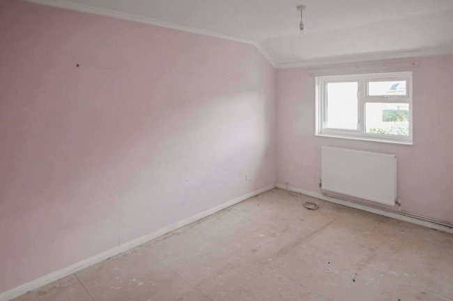 19 Parkwood, Iden, East Sussex, TN31 7XE 9