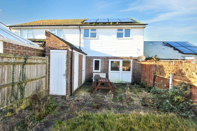 19 Parkwood, Iden, East Sussex, TN31 7XE 9