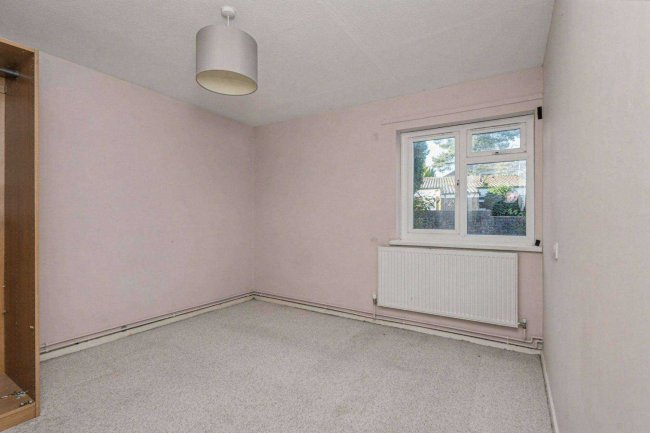 43 Keepers Coombe, Bracknell, Berkshire, RG12 0TN 8