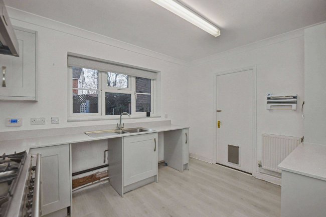 1 Shire Lane, West Bergholt, Colchester, Essex CO6 3SN 2