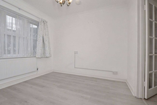 1 Shire Lane, West Bergholt, Colchester, Essex CO6 3SN 2