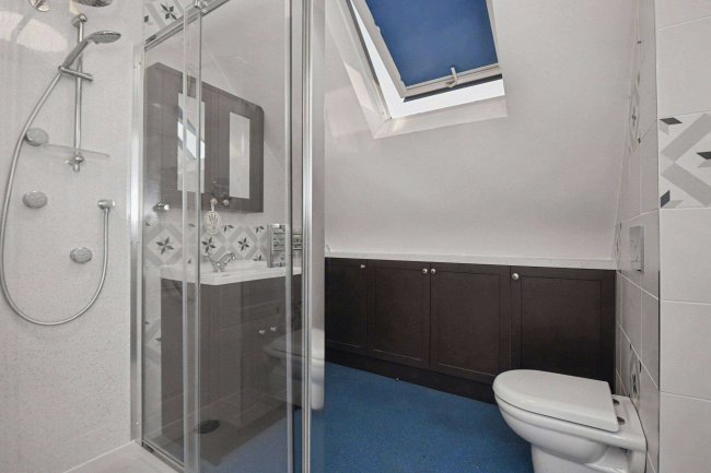 1 Shire Lane, West Bergholt, Colchester, Essex CO6 3SN 2