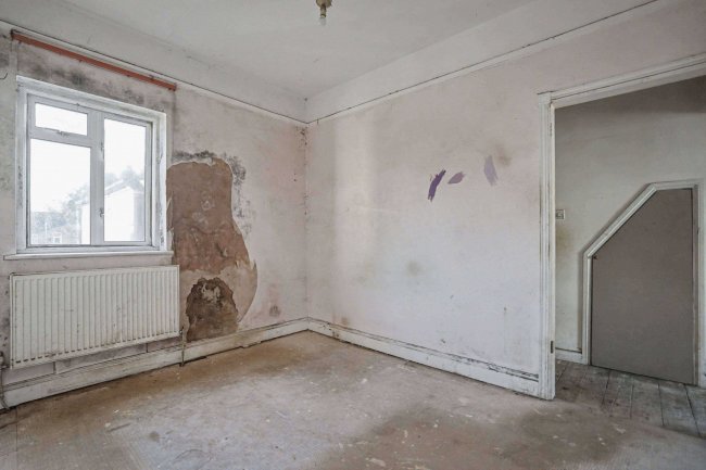 11b Ecclesbourne Road, Thornton Heath, Surrey, CR7 7BP 86