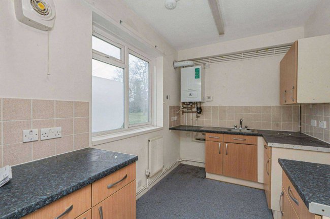 Flat 2 Campion House, Jocks Lane, Bracknell, RG42 1PG 82