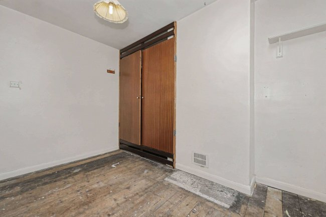 4 Albert Street, Longtown, Carlisle, Cumbria, CA6 5SF 98