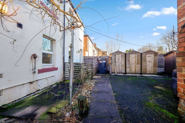 4 Albert Street, Longtown, Carlisle, Cumbria, CA6 5SF 98