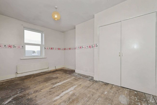 4 Albert Street, Longtown, Carlisle, Cumbria, CA6 5SF 98