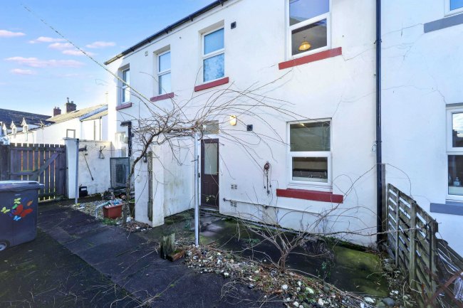 4 Albert Street, Longtown, Carlisle, Cumbria, CA6 5SF 98