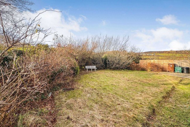 19 Hill View Road, Llandudno, Gwynedd, LL30 1SP 27