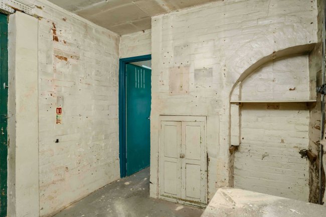 17 East Street, Colchester, Essex CO1 2TR 34