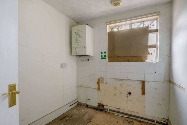 17 East Street, Colchester, Essex CO1 2TR 34