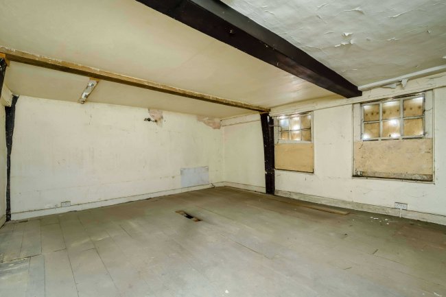 18 East Street, Colchester, Essex CO1 2TR 9