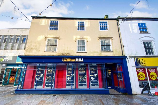 25/25A Fore Street, St Austell, Cornwall, PL25 5PX 6