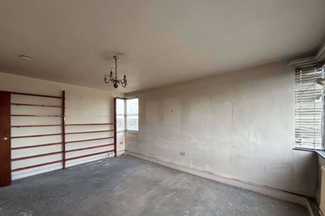 Flat 27 Sentinel Square, London, NW4 2EN 46