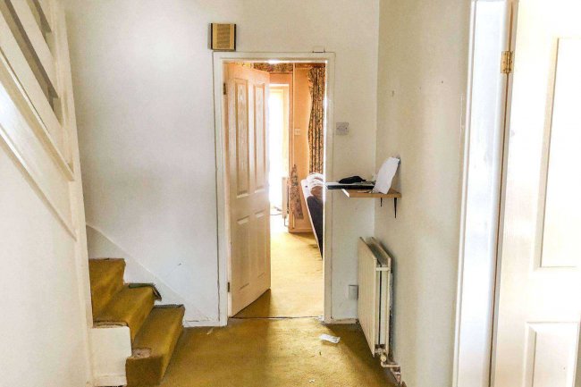 8 Chedworth Close, Birmingham, West Midlands B29 4LS 51