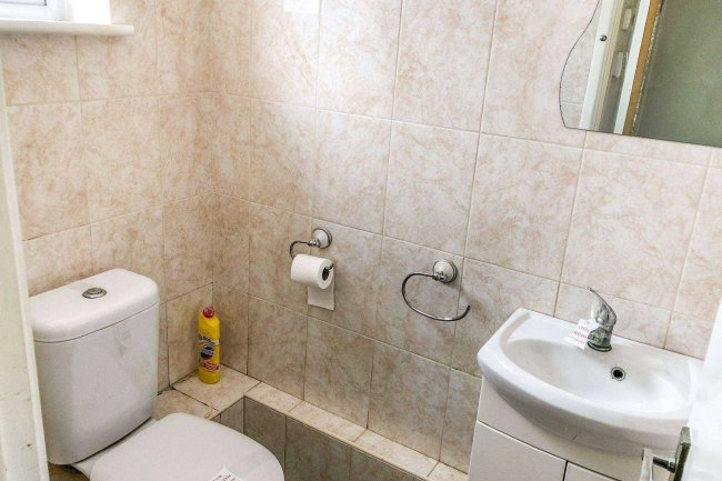 8 Chedworth Close, Birmingham, West Midlands B29 4LS 51