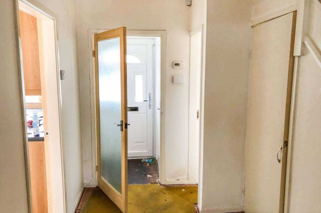 8 Chedworth Close, Birmingham, West Midlands B29 4LS 51