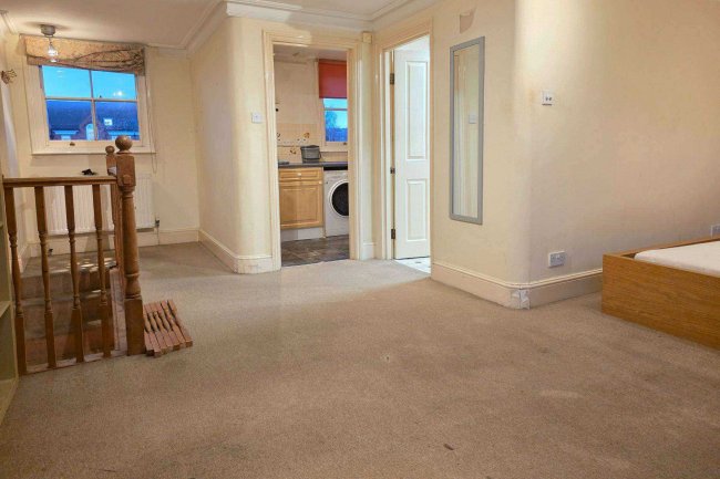 56c Knights Hill, West Norwood, London SE27 0JD 78