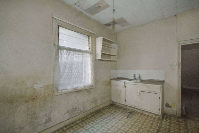 63a Ley Street, Ilford, IG1 4BG 44